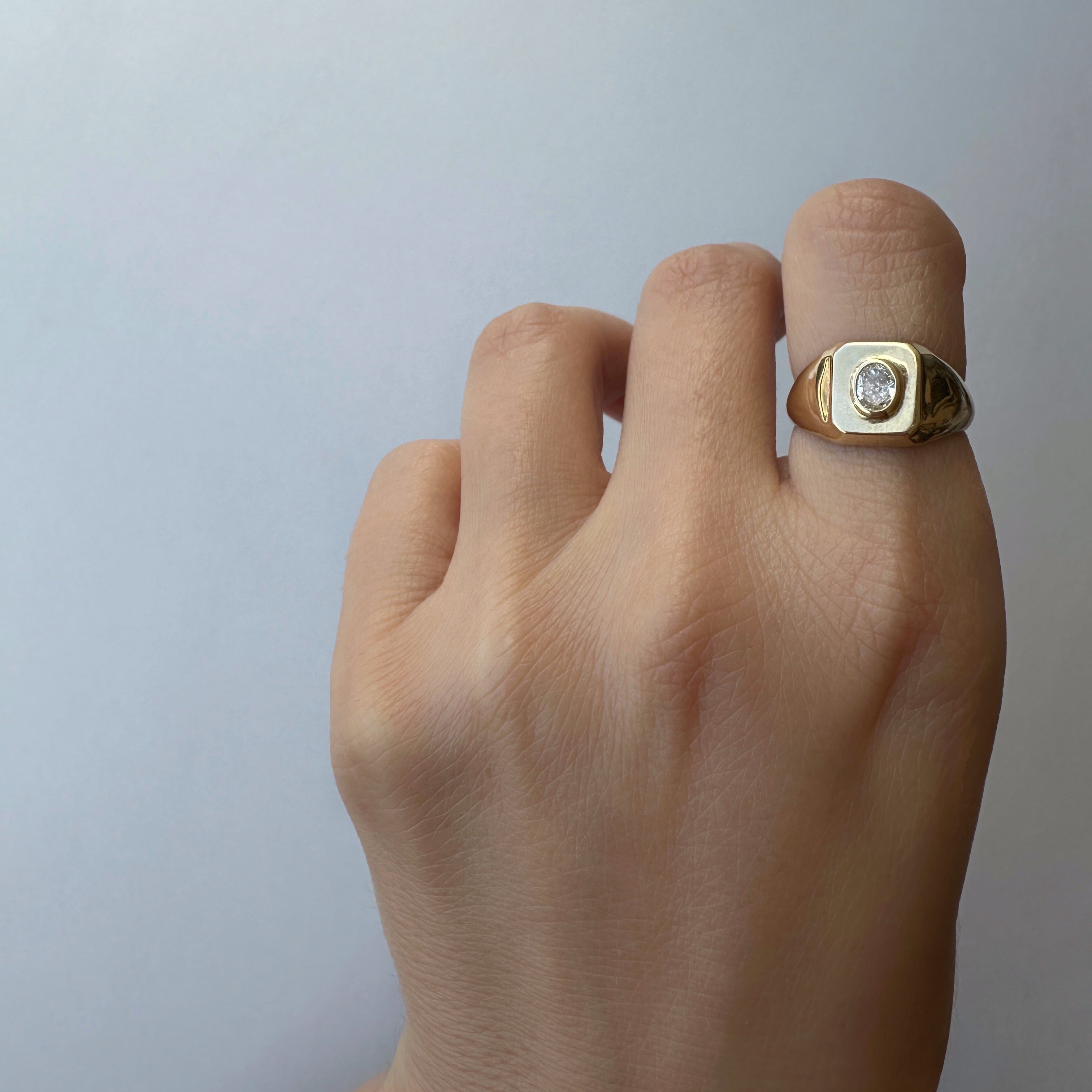 The Signet Ring | Oval