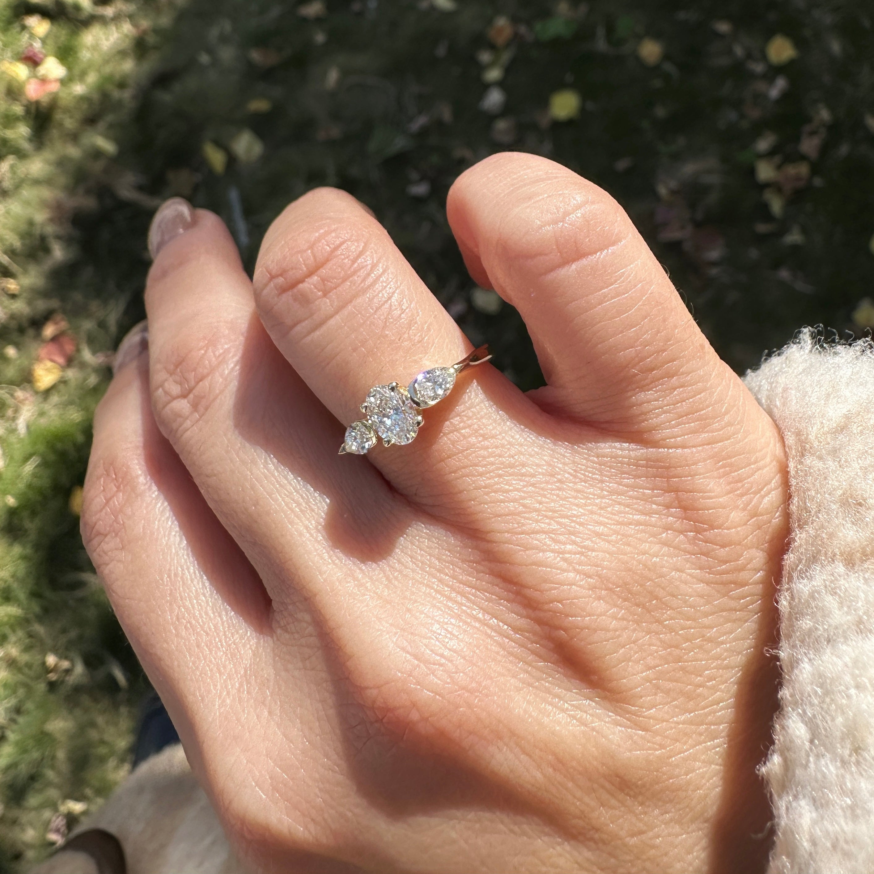 Honeymoon Oval | S
