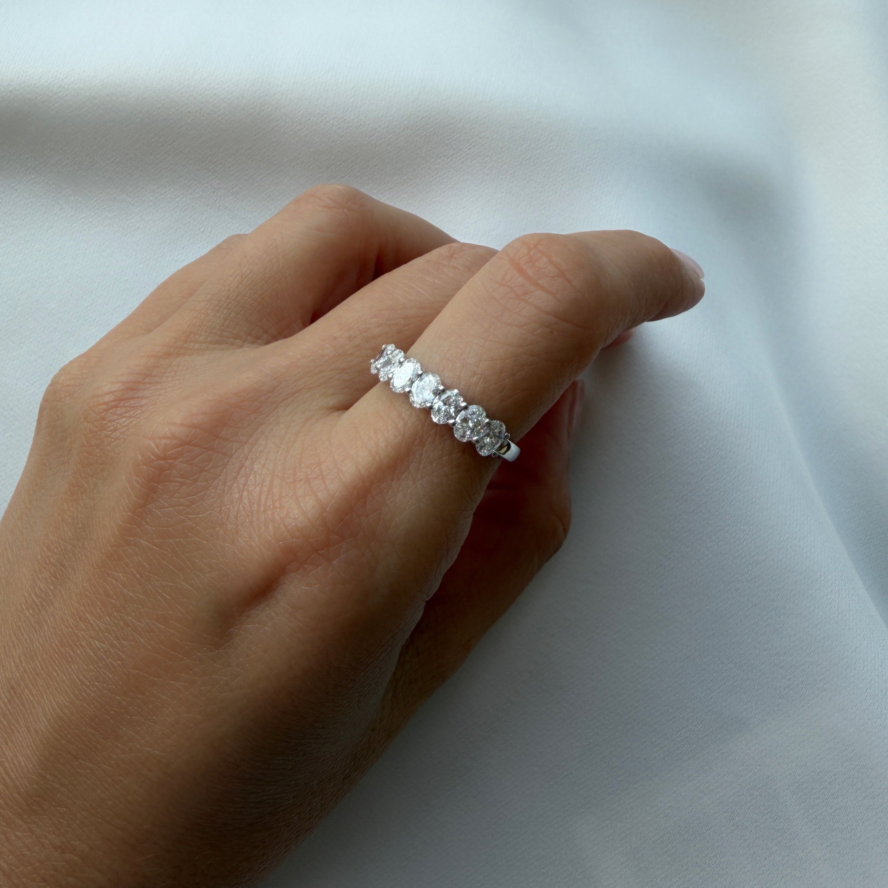 Seven Oval Cut Band | S