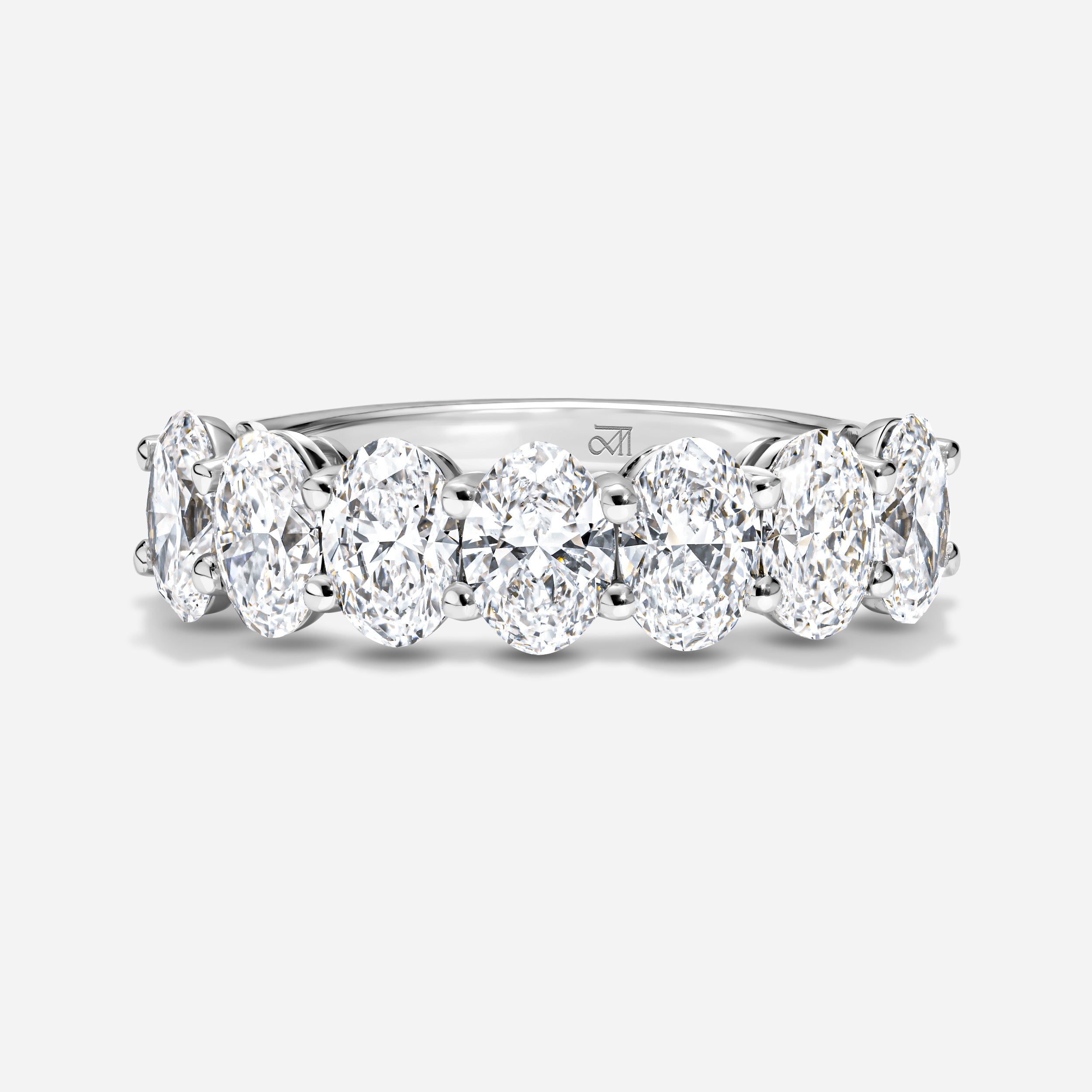 Seven Oval Cut Band | L