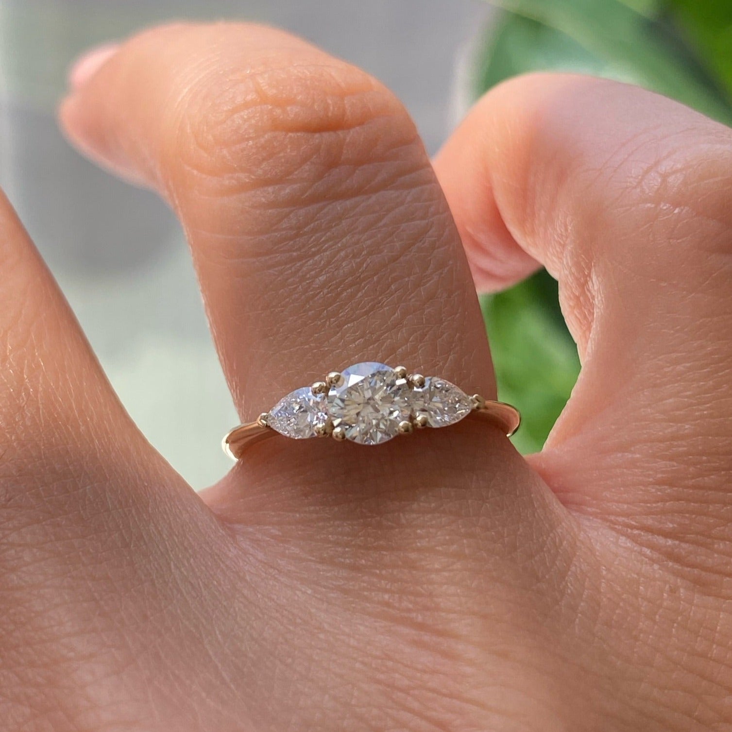Round Brilliant & Pear Shapes | Small
