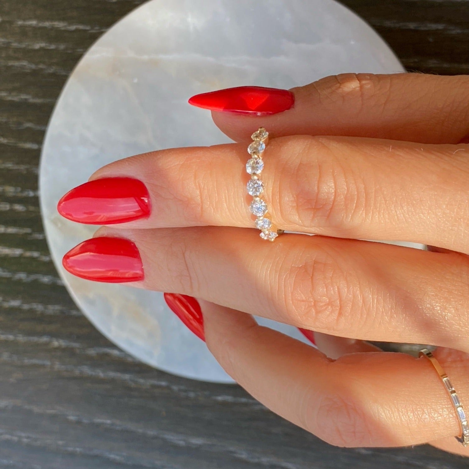 Round Brilliant Kissing Ring